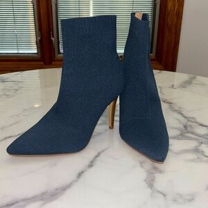 Women's Pointed Toe Thin Heel Sock Booties Blue Size 7.5